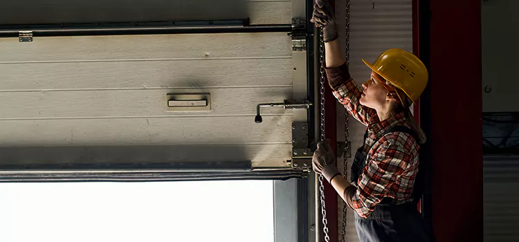 Addressing Common Garage Door Stoppage Issues in Miami Beach, FL